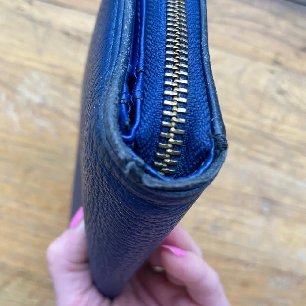 Kate Spade New York Blue Leather Zip Around Wallet